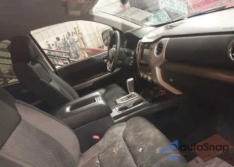 2014 Toyota Tundra Sr5 5.7L V8 z USA, uszkodzony, nr VIN 5TFUY5F13EX409535